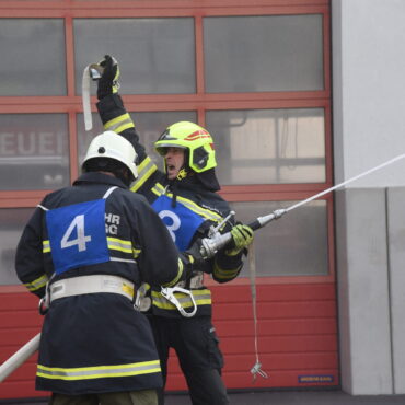 Branddienst-Leistungsprüfung erfolgreich abgelegt